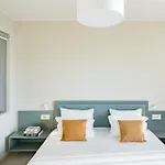 Millennium Hub & 4* 康斯坦察