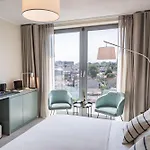 酒店 Millennium Hub & 康斯坦察