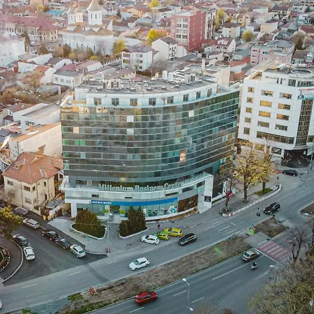 Hotel Millennium Hub &