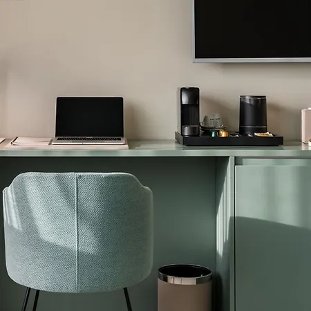 Millennium Hub & Constanţa