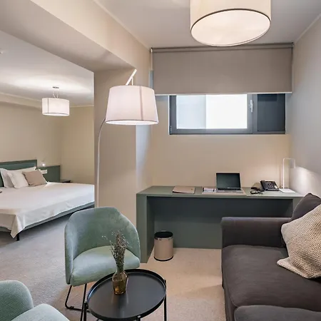 Hotel Millennium Hub &