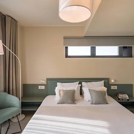Hotel Millennium Hub & Constanta