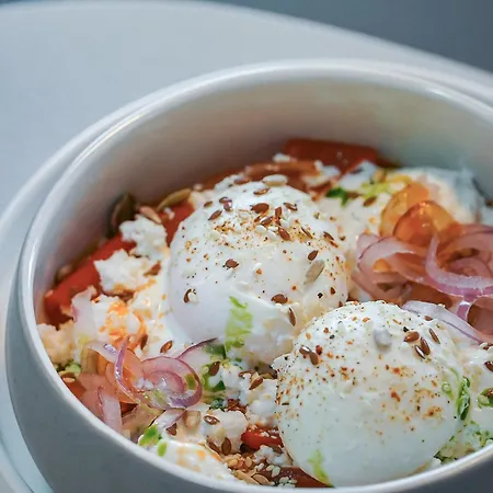 Millennium Hub & Constanţa