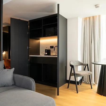 Hotel Millennium Hub &