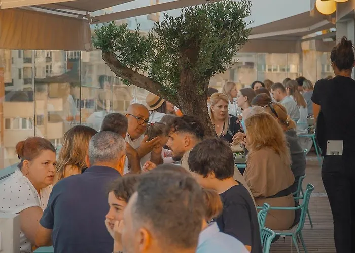 Millennium Hub & Constança