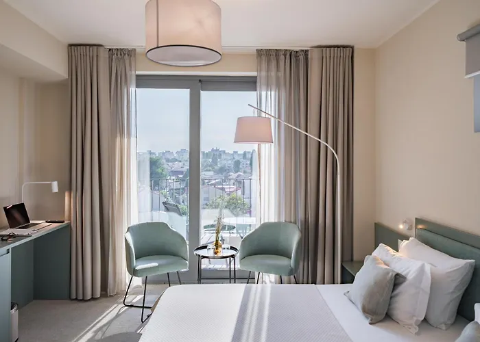 Hotel Millennium Hub & Constança