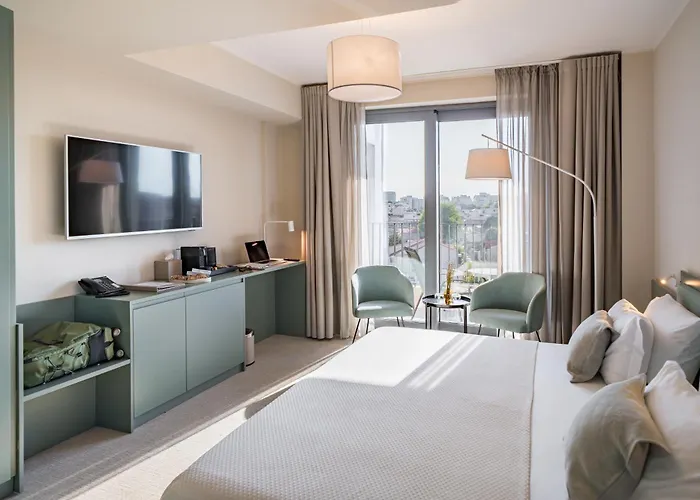 Millennium Hub & Hotel 4*