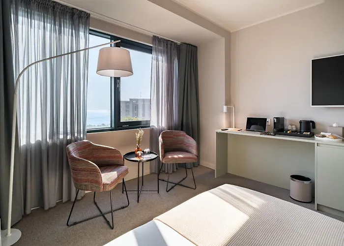 Hotel Millennium Hub &